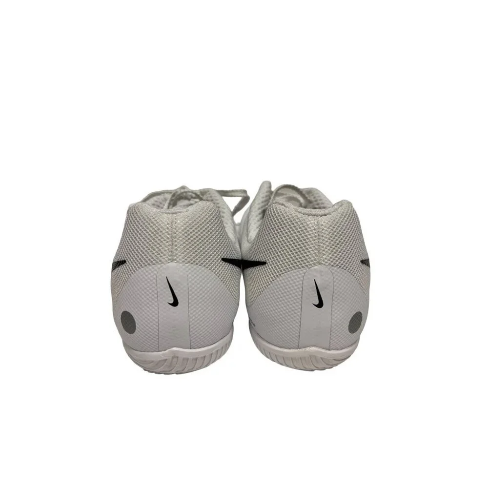 Nike features lace